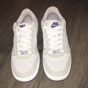 Niki air low, custom shadow.